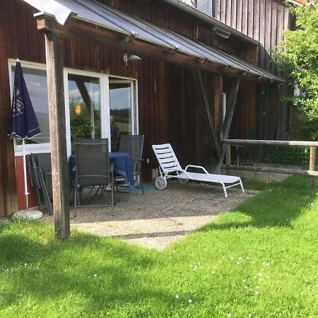 Ferienhaus In Mit Kleinem Garten * Zandt
