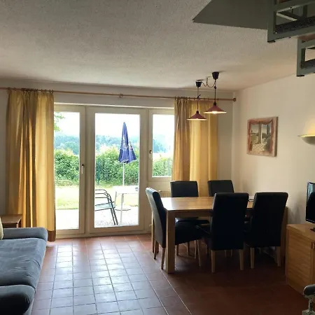 Ferienhaus In Mit Kleinem Garten Holiday home