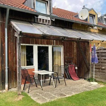 Ferienhaus In Mit Kleinem Garten Zandt